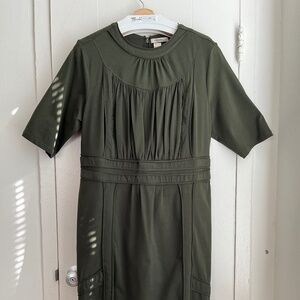 Deep green jersey shift dress